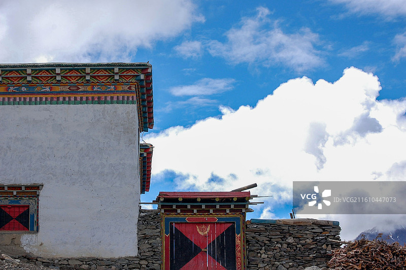 藏族传统建筑装饰细节图片素材