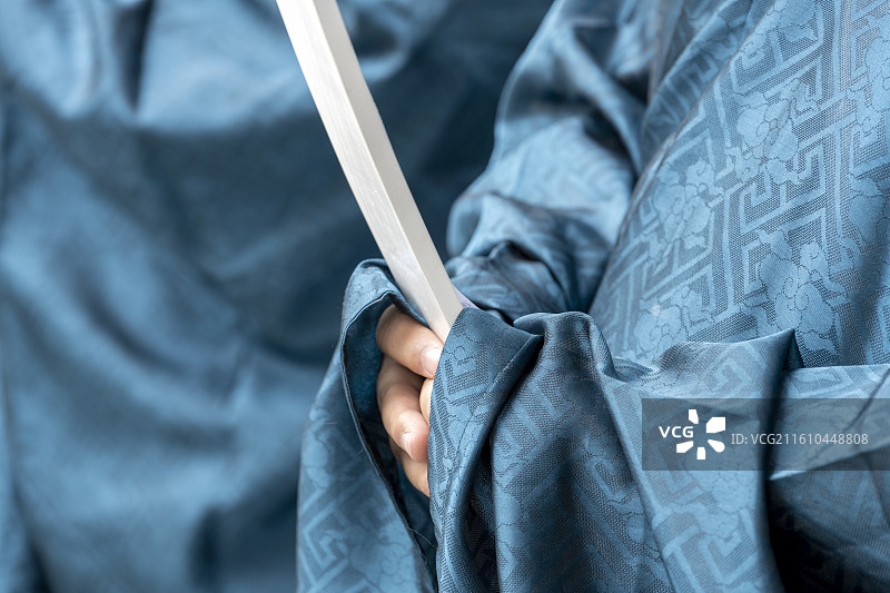 古人官服上朝手持朝笏板手板朝板图片素材