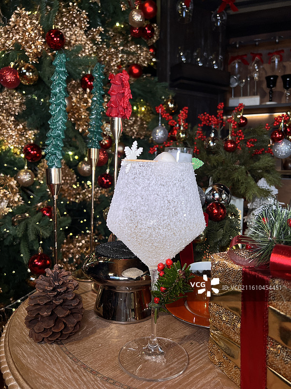 圣诞浪漫节日氛围约会西餐厅图片素材