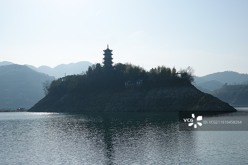 陕西省安康市汉江安康瀛湖风景区：金螺岛图片素材