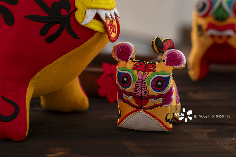山西非遗民俗文化黎侯虎布艺玩偶图片素材