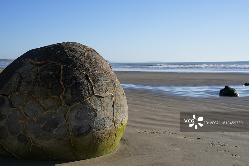 新西兰南岛奥塔哥地区的摩拉基大圆石（Moeraki Boulders）图片素材