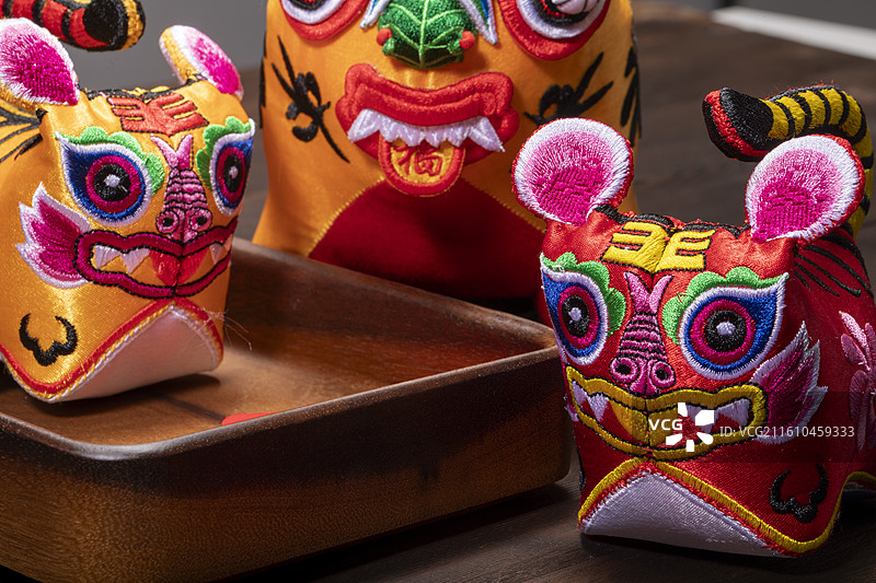 山西非遗民俗文化黎侯虎布艺玩偶图片素材