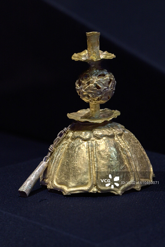 金帽顶_明_江南水乡博物馆_江口沉银展图片素材