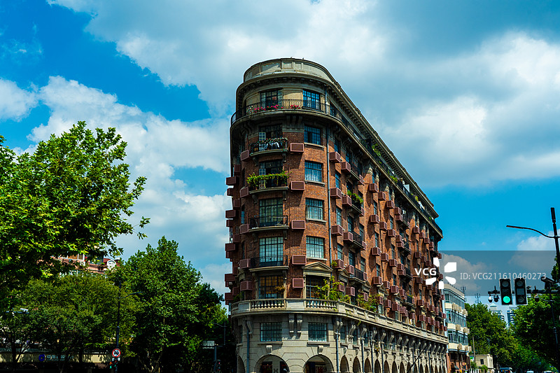 晴天蓝天白云旅游景点标志建筑特写图片素材