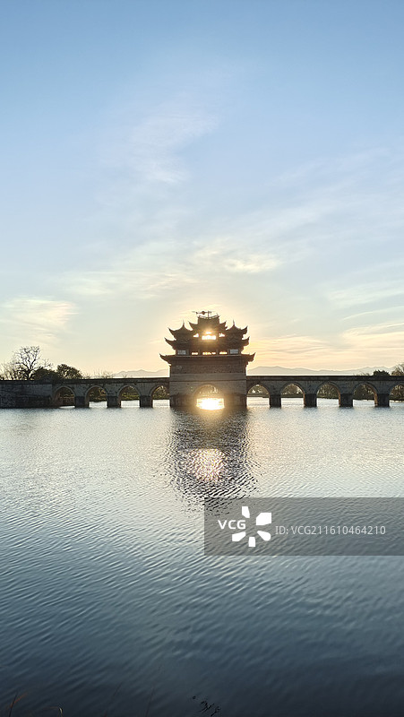 建水双龙桥日出图片素材