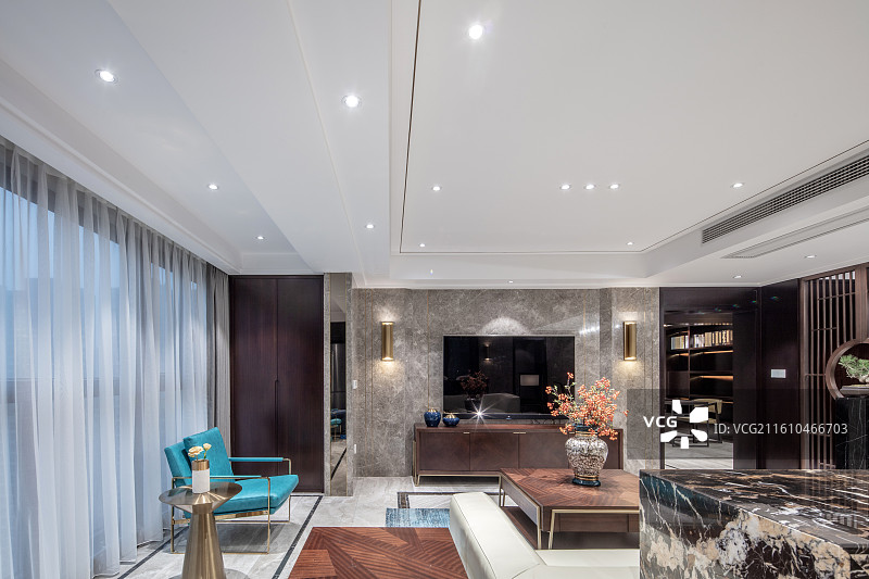 临窗客厅视角与整体采光图片素材