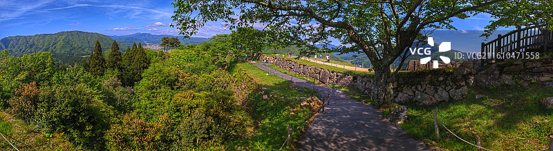 日本兵库县竹田遗迹是建于 1443 年左右的山城，别名虎卧城，因常现云海被称为 “天空之城”图片素材