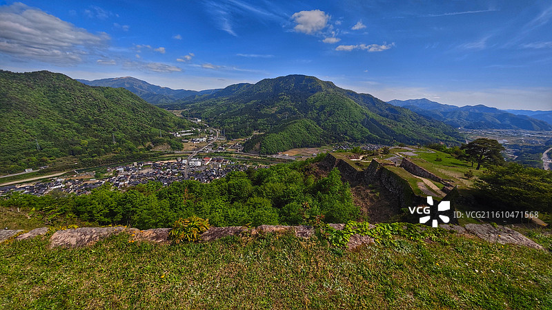 日本兵库县竹田遗迹是建于 1443 年左右的山城，别名虎卧城，因常现云海被称为 “天空之城”图片素材