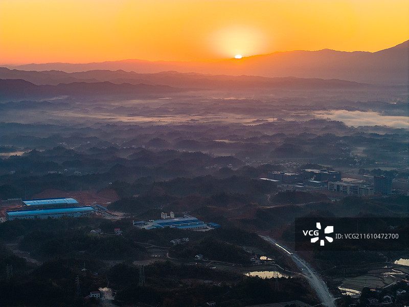 航拍湖南岳阳平江县县城清晨风光图片素材