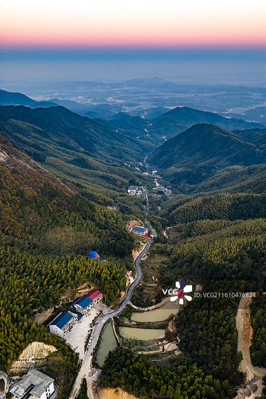 航拍湖南衡阳南岳雷钵峰日落风光图片素材