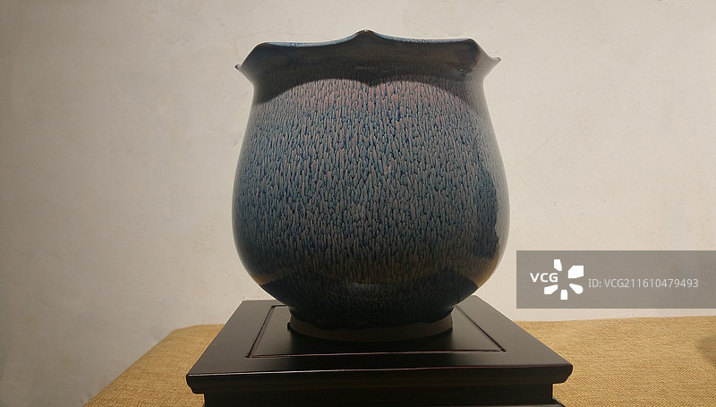 河南禹州神垕镇钧瓷艺术品图片素材
