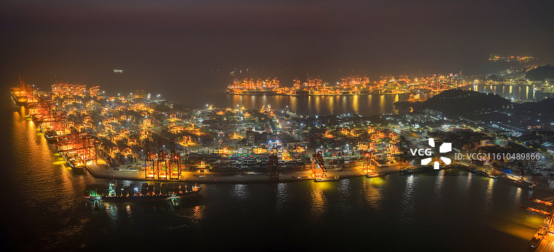 深圳市南山蛇口集装箱码头太子湾邮轮母港K11夜景航拍图片素材