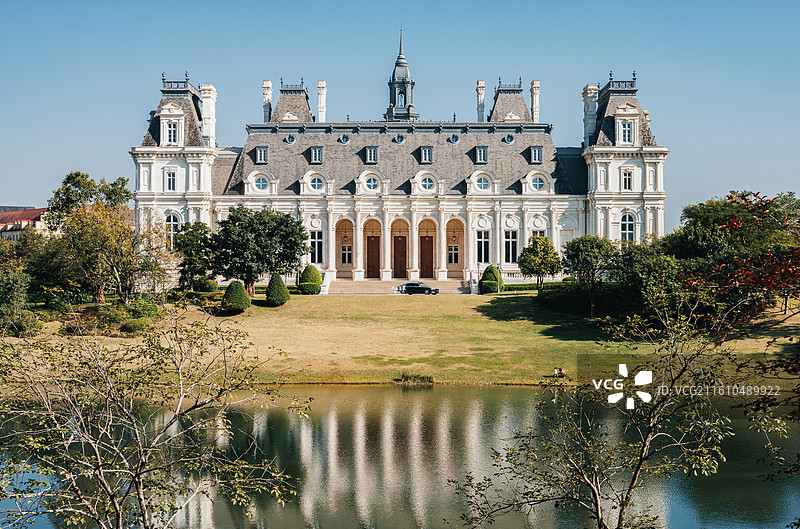 华为终端总部园区风光旖旎图片素材