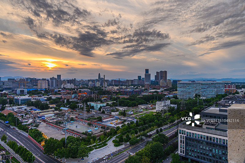 傍晚北京朝阳区酒仙桥望京城市全景图片素材