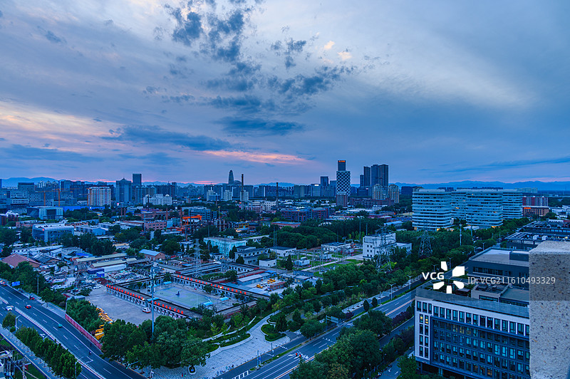 傍晚北京朝阳区酒仙桥望京城市全景图片素材