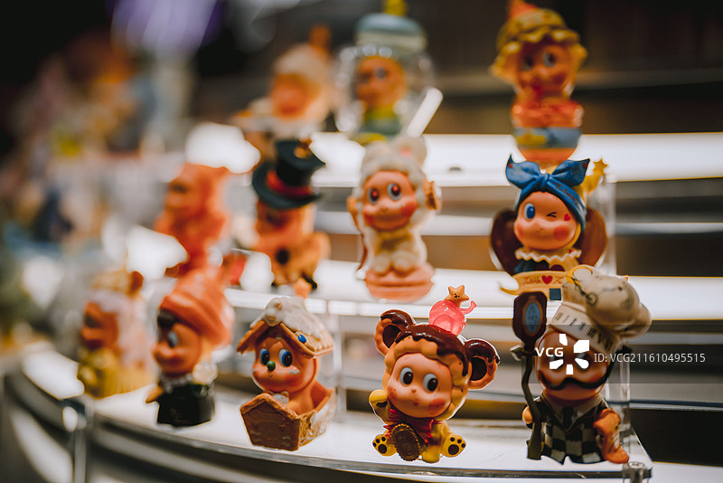 泡泡玛特 上海 拉布布 星星人 玩偶 玩具 礼物 疯狂动物城 搪胶娃娃 IP 文创 经济 消费 治愈图片素材