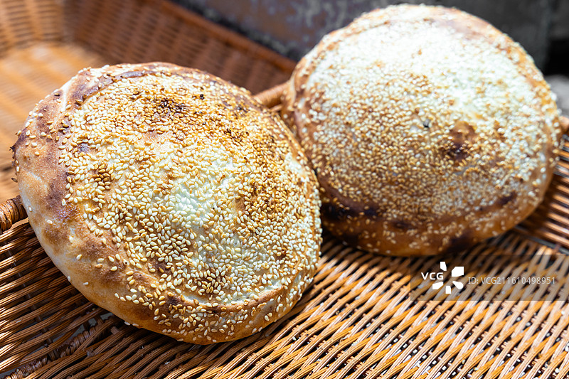 河南登封芝麻烧饼 特写 美食 面食 芝麻 锅盔 炊饼图片素材