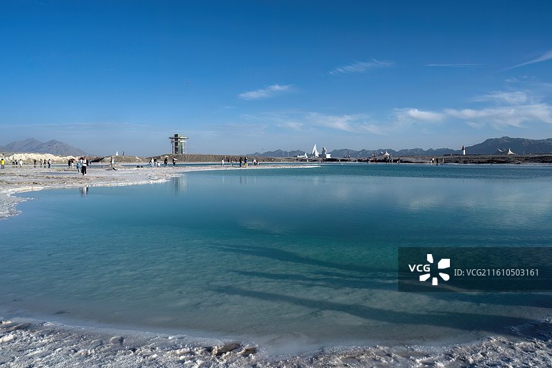 青海省海西州大柴旦镇翡翠湖风光图片素材