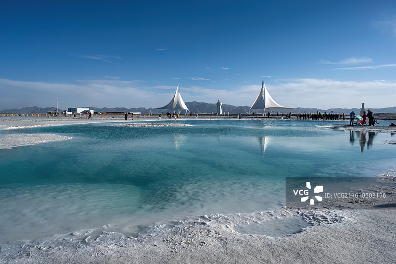 青海省海西州大柴旦镇翡翠湖风光图片素材