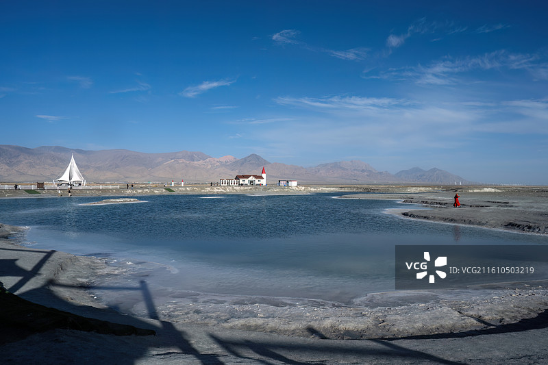 青海省海西州大柴旦镇翡翠湖风光图片素材