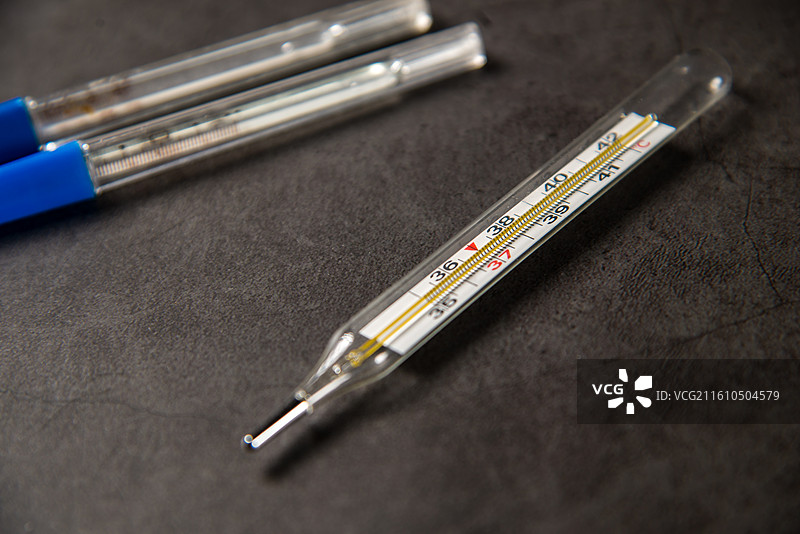 水银体温计特写图片素材