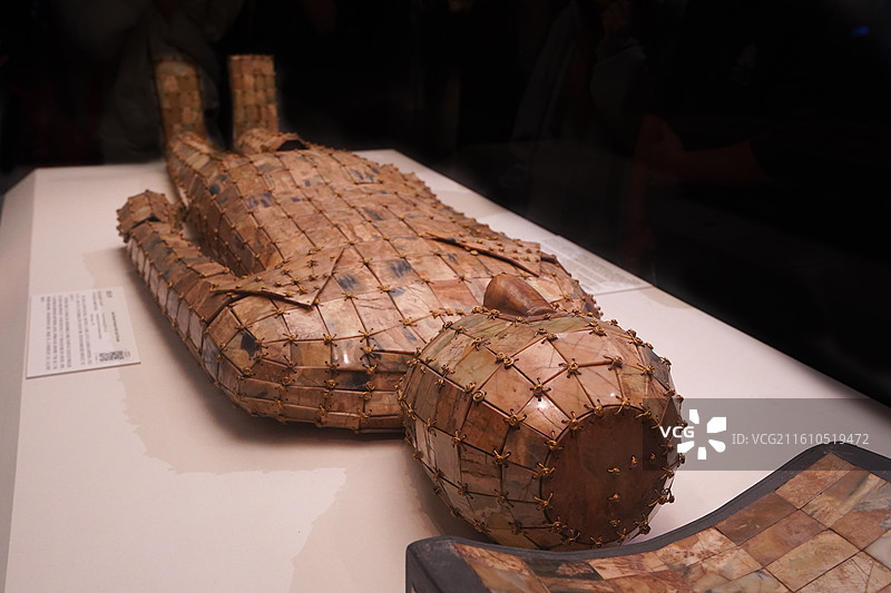 中国国家博物馆藏河北定县出土西汉（公元前202-公元8年）金缕玉衣图片素材