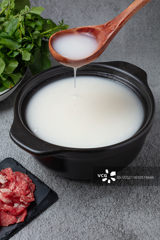 毋米粥火锅汤底图片素材