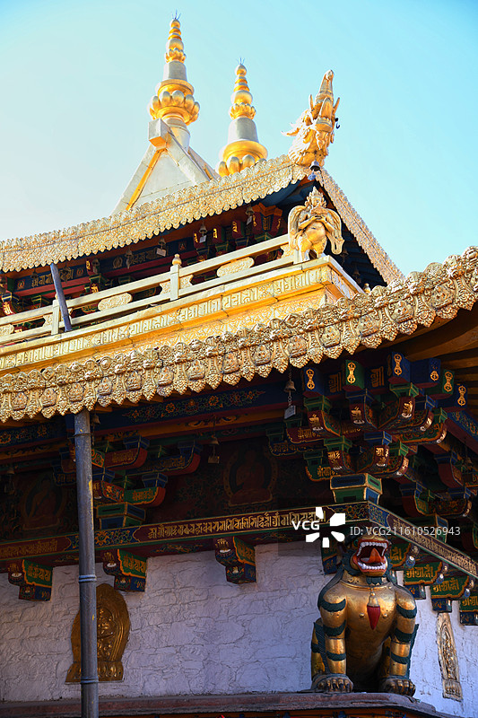 拉萨大昭寺金顶图片素材