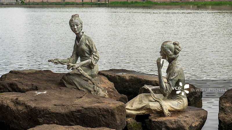 浙江诸暨西施故里浣纱石图片素材