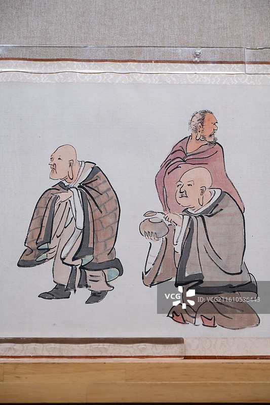 天津博物馆 清代后期人物画特展 清 吴昌硕 十八罗汉图卷 ‌纸本设色‌ 甲寅年（1914）71岁图片素材