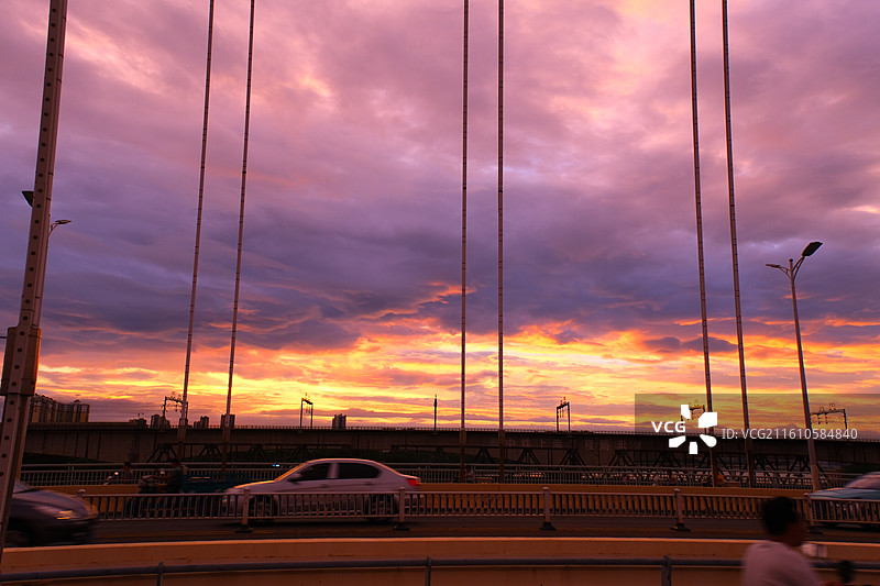 傍晚天空火烧云图片素材