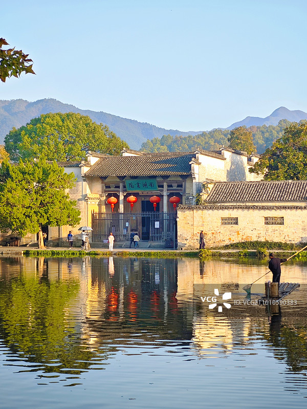 安徽省黄山市黟县宏村南湖书院皖南徽派古建筑图片素材