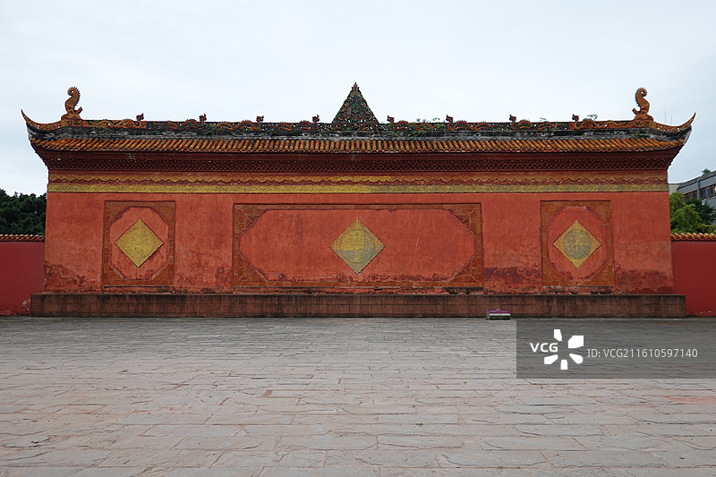 四川省德阳市旌阳区德阳文庙：万仞宫墙红墙图片素材