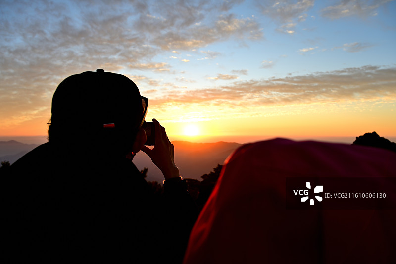 日出黄山，黄山风光，朝霞，山峦，山峰，，世界奇观，安徽黄山图片素材