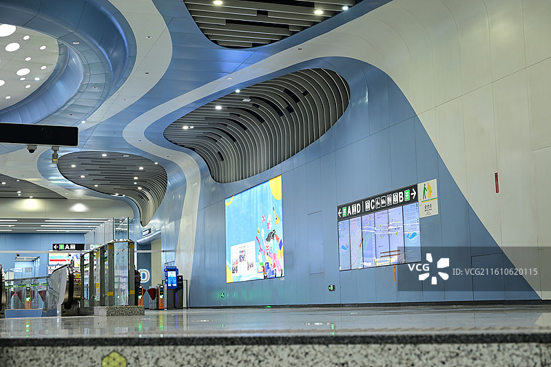 现代化地铁站站内空间场景图片素材