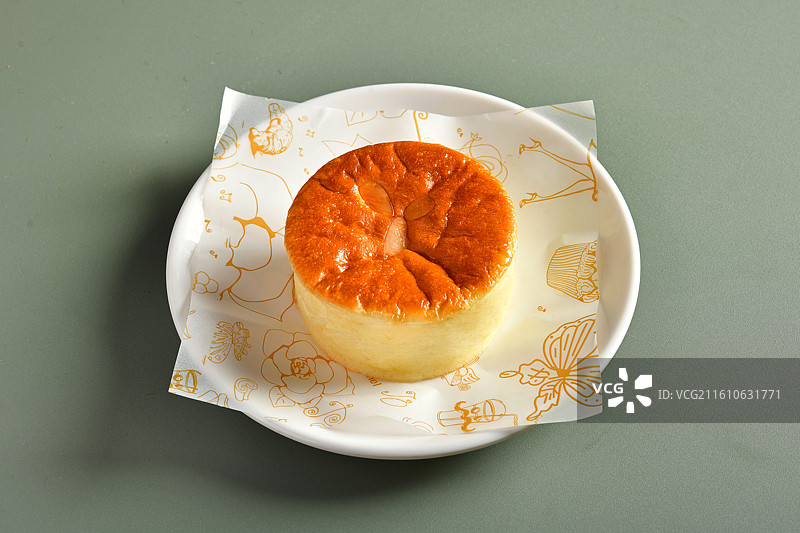 巴斯克蛋糕 慕斯蛋糕 巴斯克芝士蛋糕 芝士蛋糕 乳酪蛋糕 蛋糕 小蛋糕 慕斯挞 糕点 下午茶图片素材