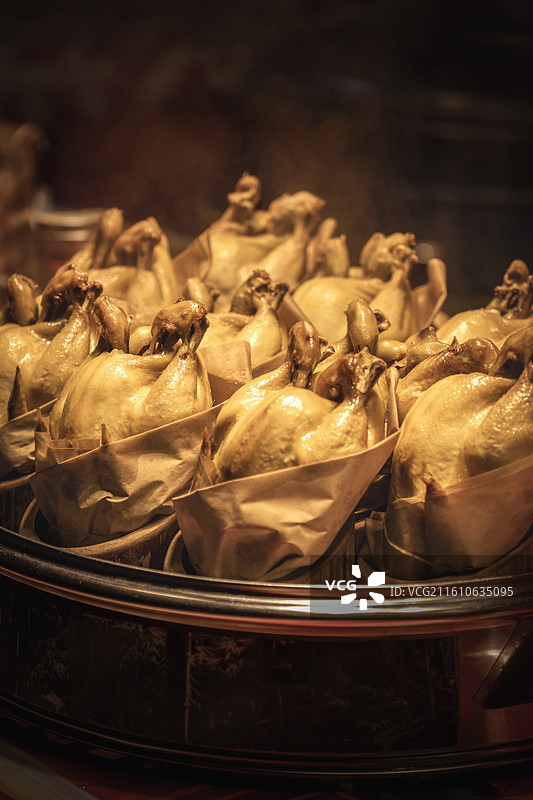 竹筒盐焗鸡图片素材