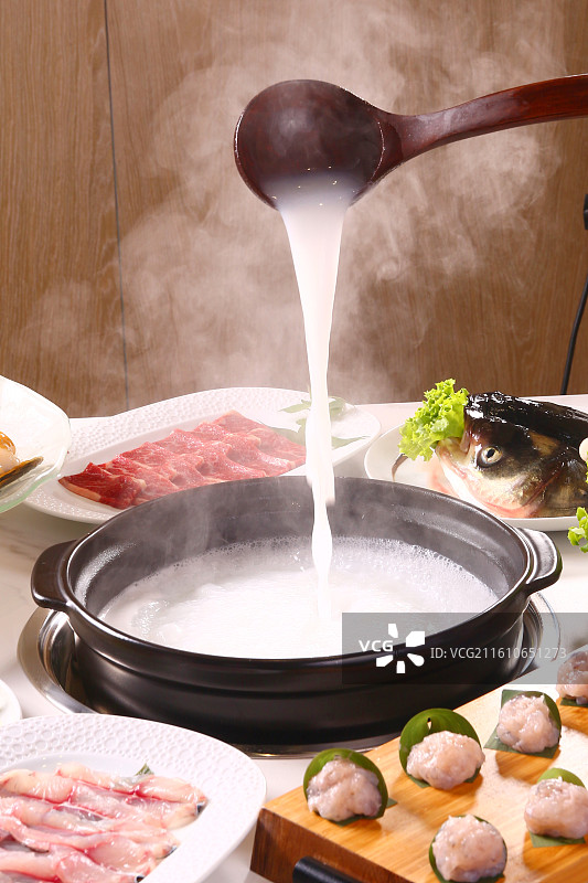 粥底火锅 米粥火锅 汤底 粥水锅底 粥底海鲜锅 涮火锅 粥底海鲜火锅 鱼头锅 打边炉 粥鱼火锅图片素材