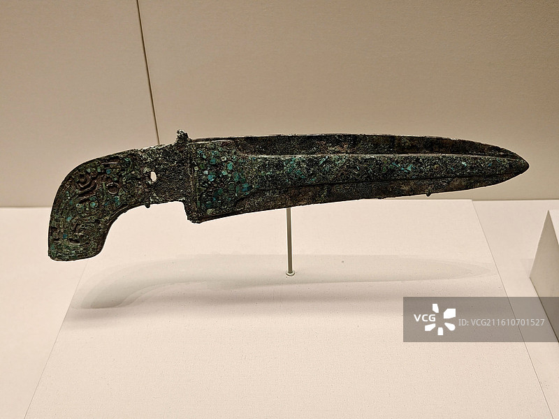 嵌绿松石青铜戈 商王武丁时期 1976年河南安阳殷墟妇好墓出土  中国国家博物馆藏图片素材
