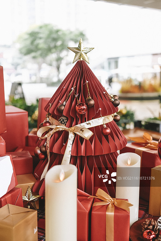 圣诞节，圣诞，2025年圣诞，圣诞主题，圣诞树，圣诞小熊，过节，过洋节，洋节，节日，商城，商场，室内图片素材