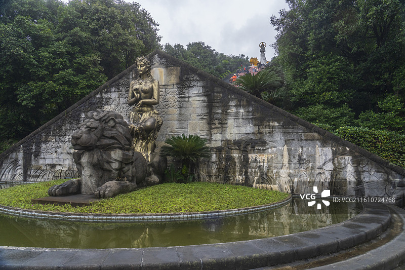 五粮液酒厂酒圣山图片素材