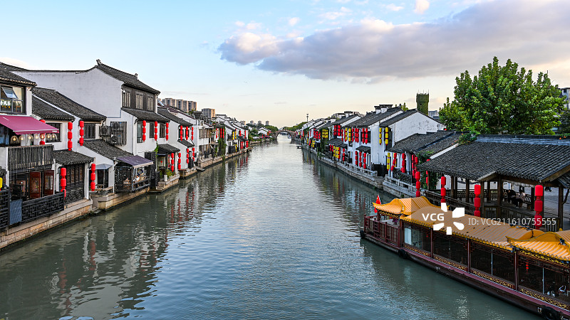 江南水乡无锡南长街古运河图片素材