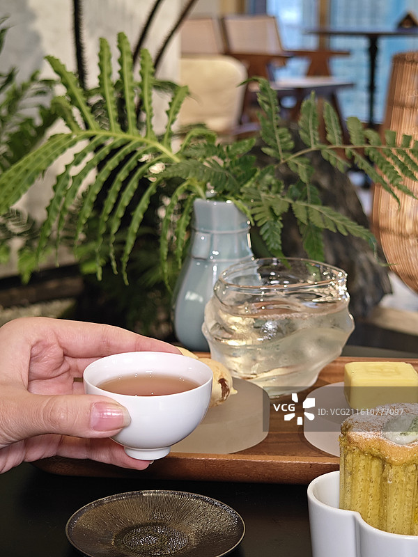 环境优雅新中式高空茶饮空间图片素材