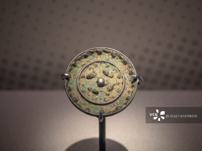 海兽葡萄纹铜镜·唐·中国江南水乡文化博物馆图片素材
