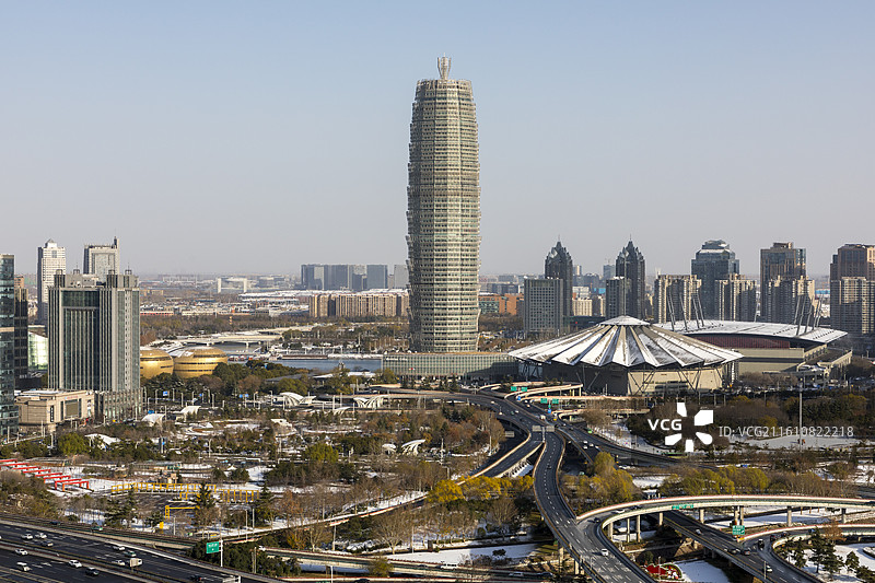 郑州郑东新区CBD城市风景，冬天雪后风光，雪后初晴图片素材