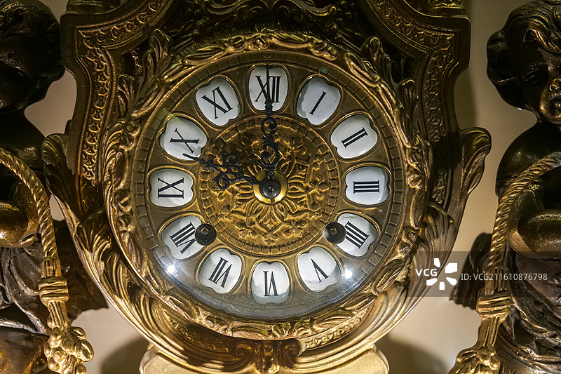 西洋钟 北京恭王府银安殿“清代王府文化展”图片素材
