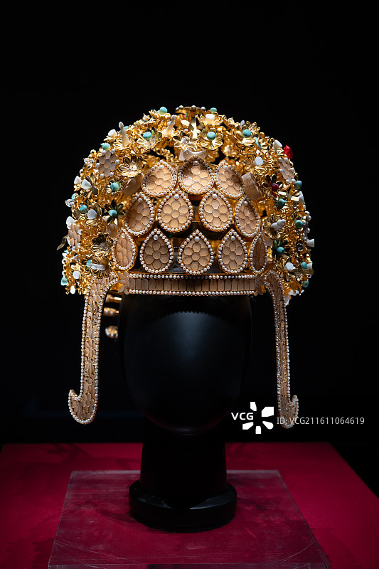 隋炀帝皇后萧后凤冠复原件——扬州中国大运河博物馆藏图片素材
