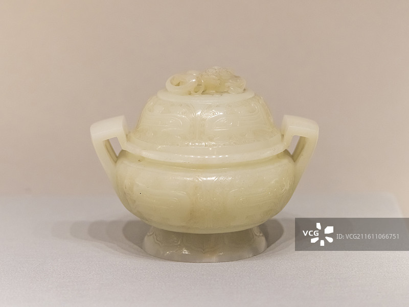 白玉双耳炉 清 南京博物院图片素材