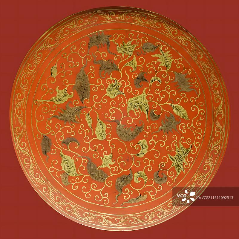 清代，漆器，红漆描金枝叶圆盘图片素材